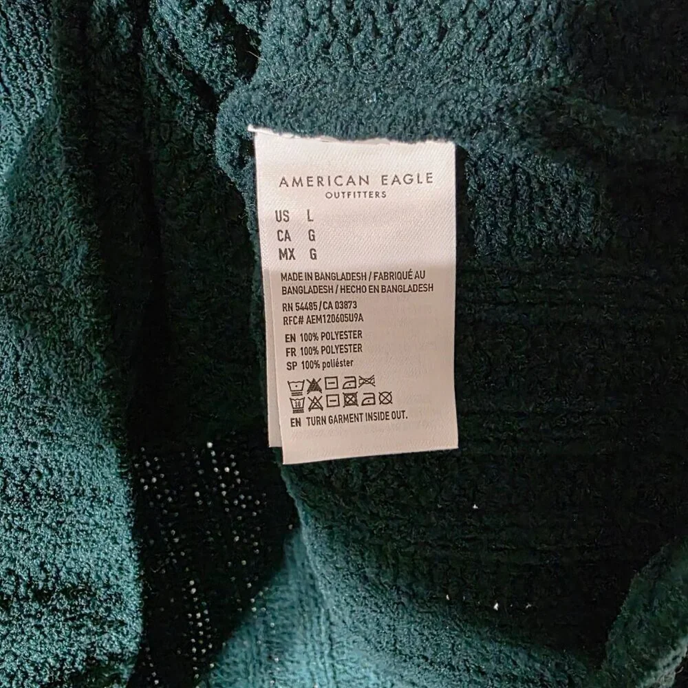 American Eagle Women's Ribbed Crop Sweater size Large